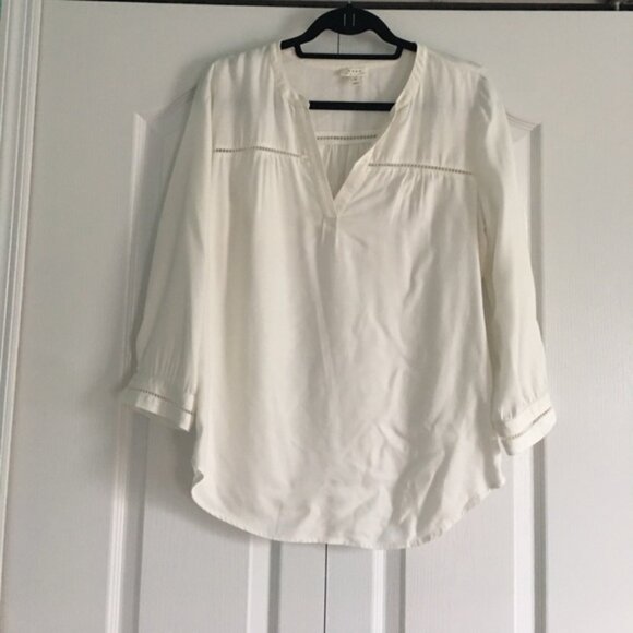 Soft Joie Ivory V Neck Top - Picture 1 of 3
